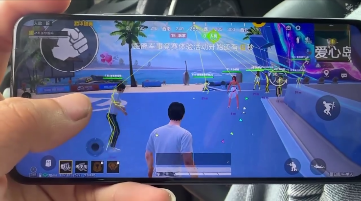 突破游戏界限：探索和平精英辅助工具的神秘世